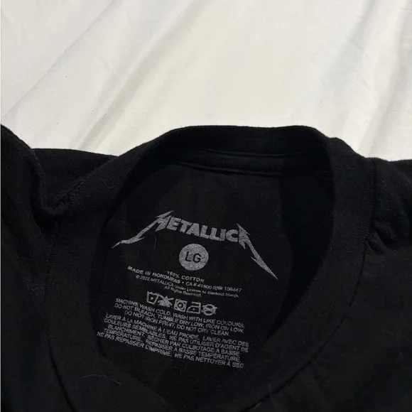 Metallica shirt large - Picture 3 of 3